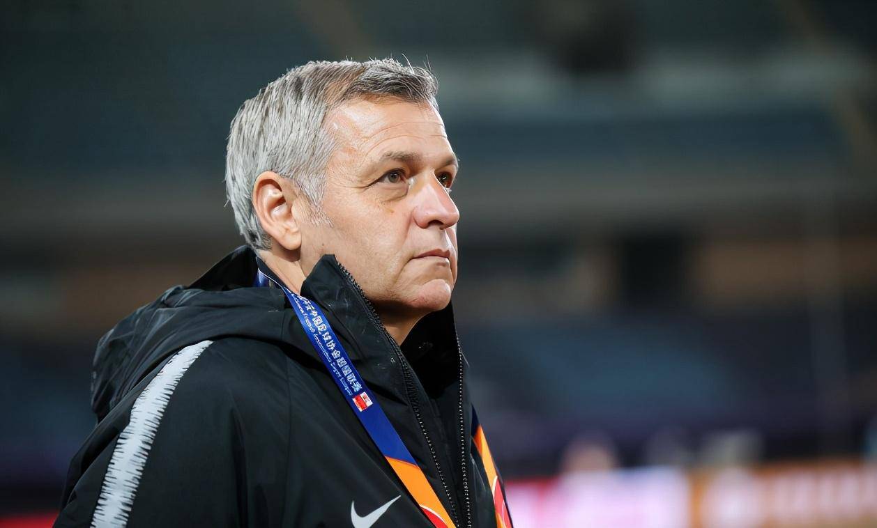 kaiyun网页版平台德甲国际比赛日再迎强敌；辽宁本钢战术微调；主帅态度：信心回归；临场指挥获称赞的简单介绍